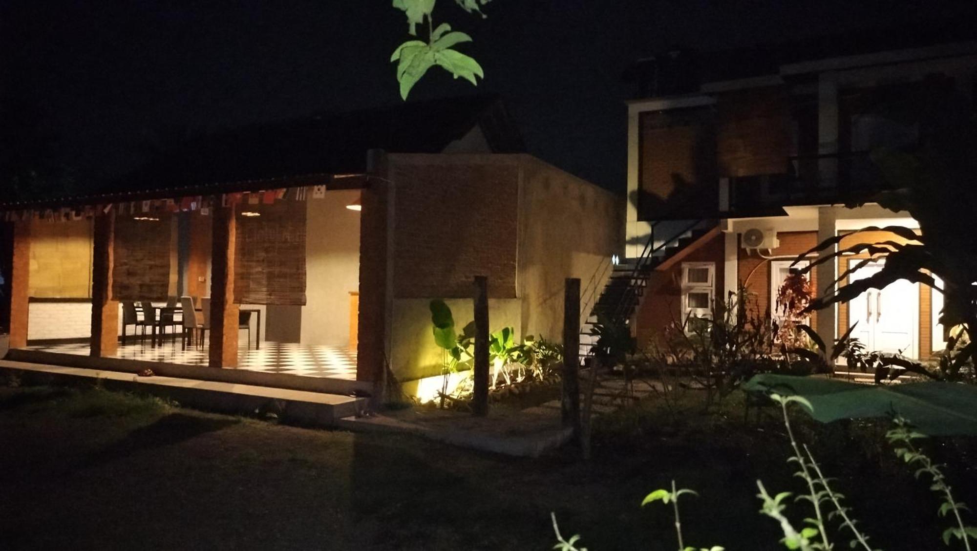 Arista Homestay テテバトゥ エクステリア 写真