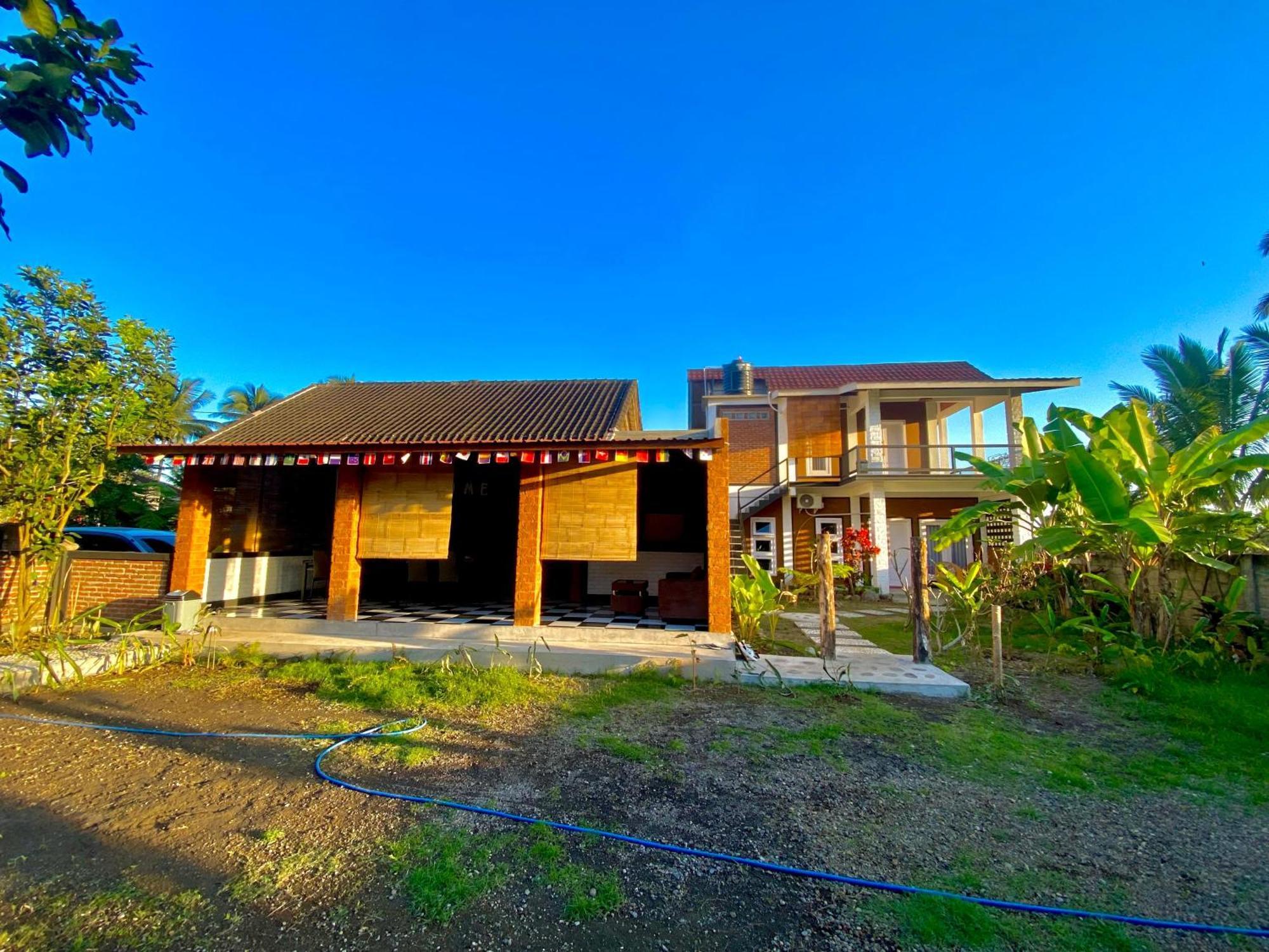 Arista Homestay テテバトゥ エクステリア 写真