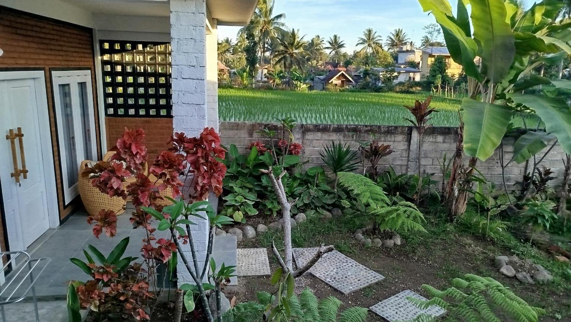 Arista Homestay テテバトゥ エクステリア 写真