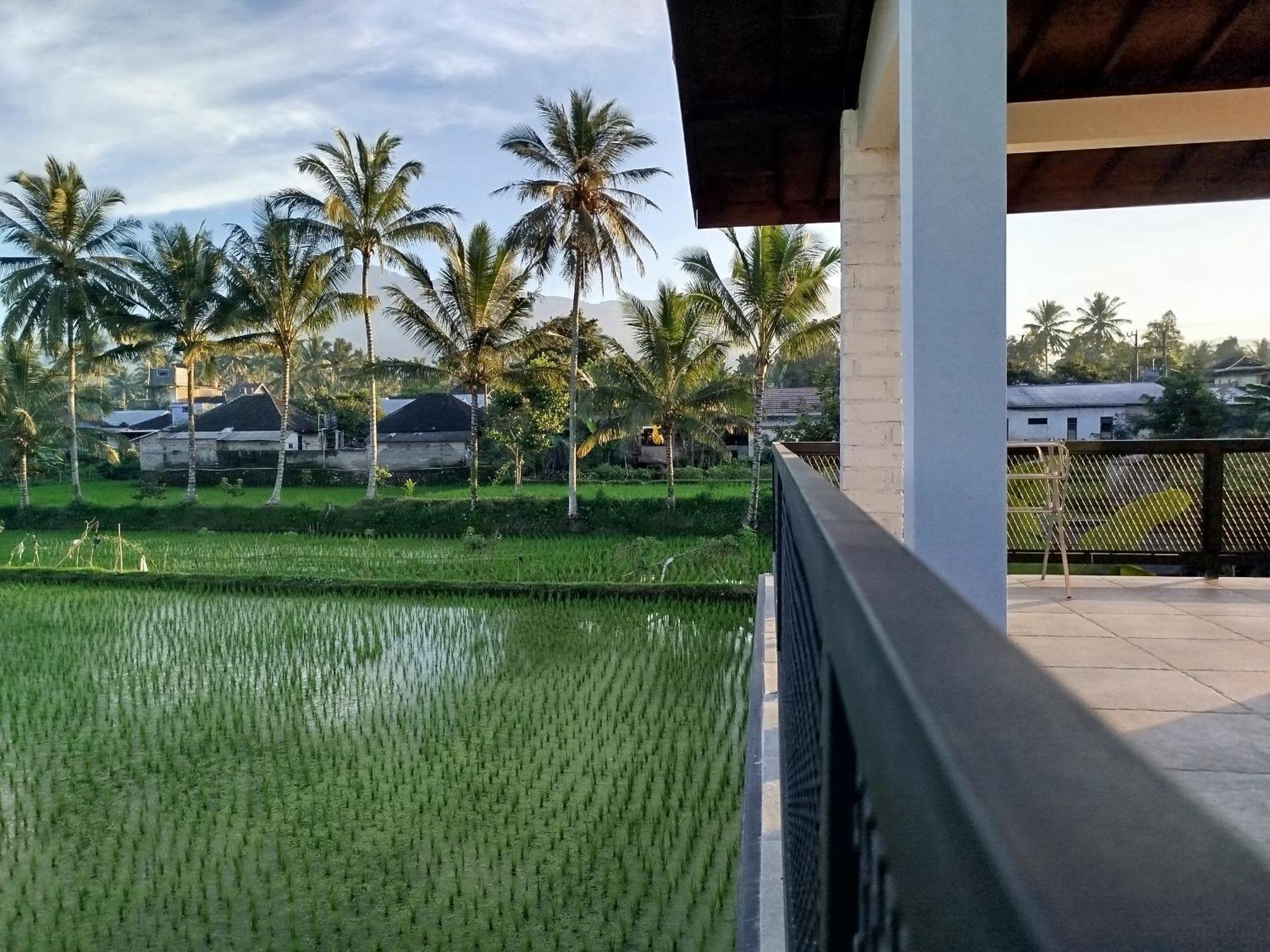 Arista Homestay テテバトゥ エクステリア 写真
